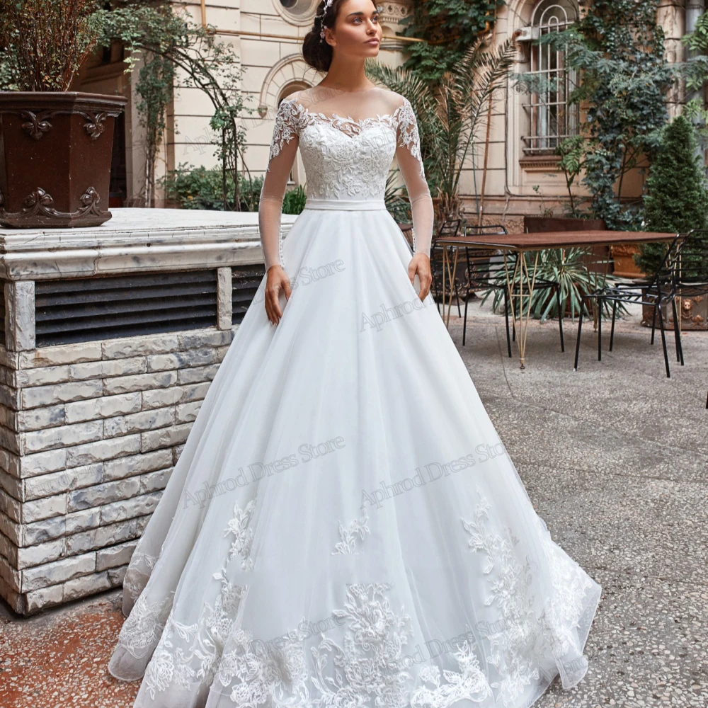 

Exquisite Wedding Dresses A-Line Tulle Tiered Bridal Gowns Lace Appliques Full Sleeves Robes For Formal Party Vestidos De Novia