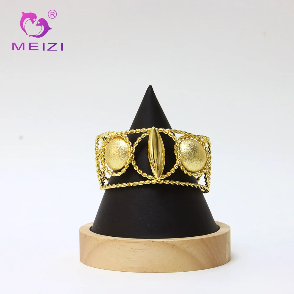 MEIZI Jewelry Latest Italian Ladies Necklace Jewelry Set Women Necklace Dubai Electroplating Gold Jewelry Wedding Banquet Gift