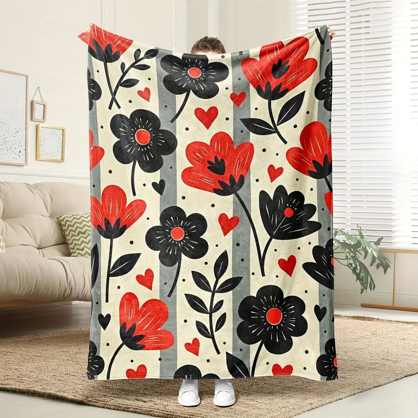 1pc Floral heart pattern blanket, polyester fabric, machine washable, suitable for sofas or beds.