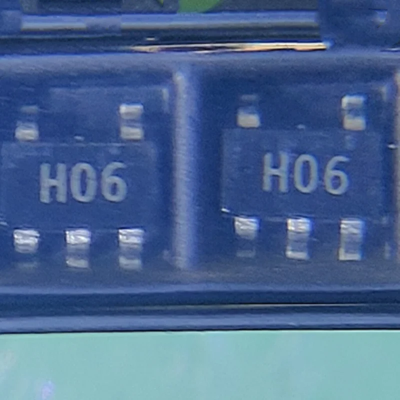

AD8051ARTZ-REEL7 новый оригинальный завод