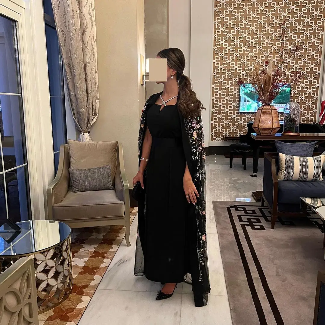 Robe de soirée formelle personnalisée pour femmes, ensemble deux pièces, fleurs 3D, paillettes, robe de bal, Cape, longueur cheville, robe de soirée noire
