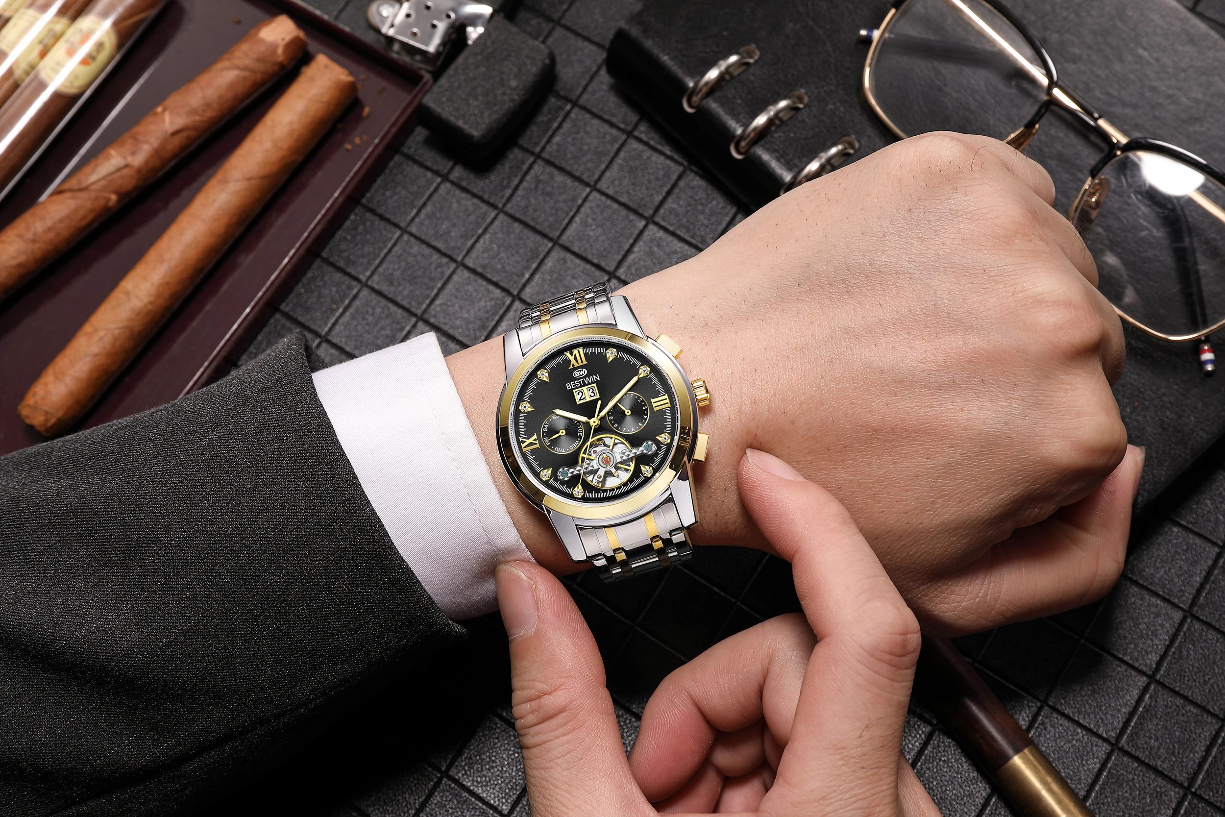 2023 Multifunctional Fully Automatic Mechanical Watch For Men With Steel Strap  Fashionable Luxury Business Men's Watch