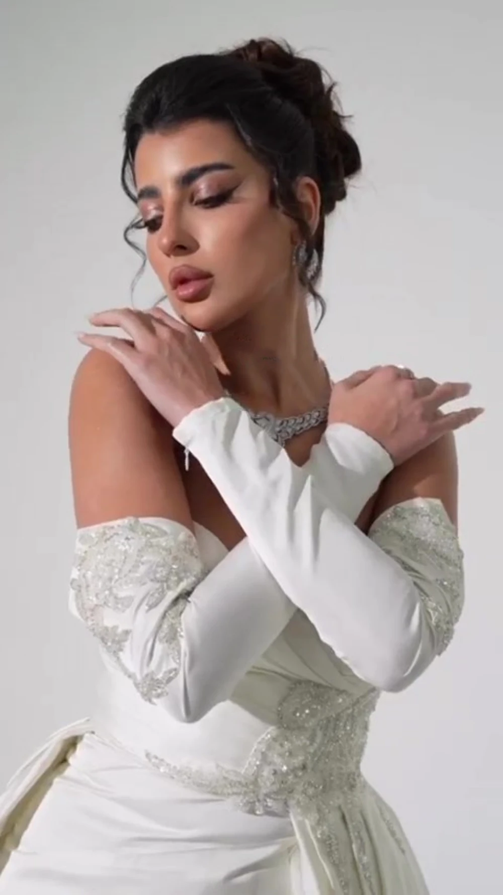Hochwertige funkelnde exquisite Jersey Pailletten Perlen geraffte A-Linie schulter freie maßge schneiderte Anlass Kleid lange Kleider