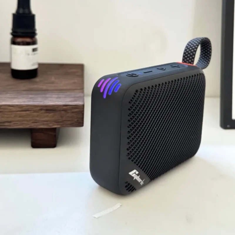 

Портативный мини-беспроводной Bluetooth-динамик поддерживает TF-карту TWS, отличный звук, динамик для вечеринок для использования в помещении и на открытом воздухе, праздничные подарки