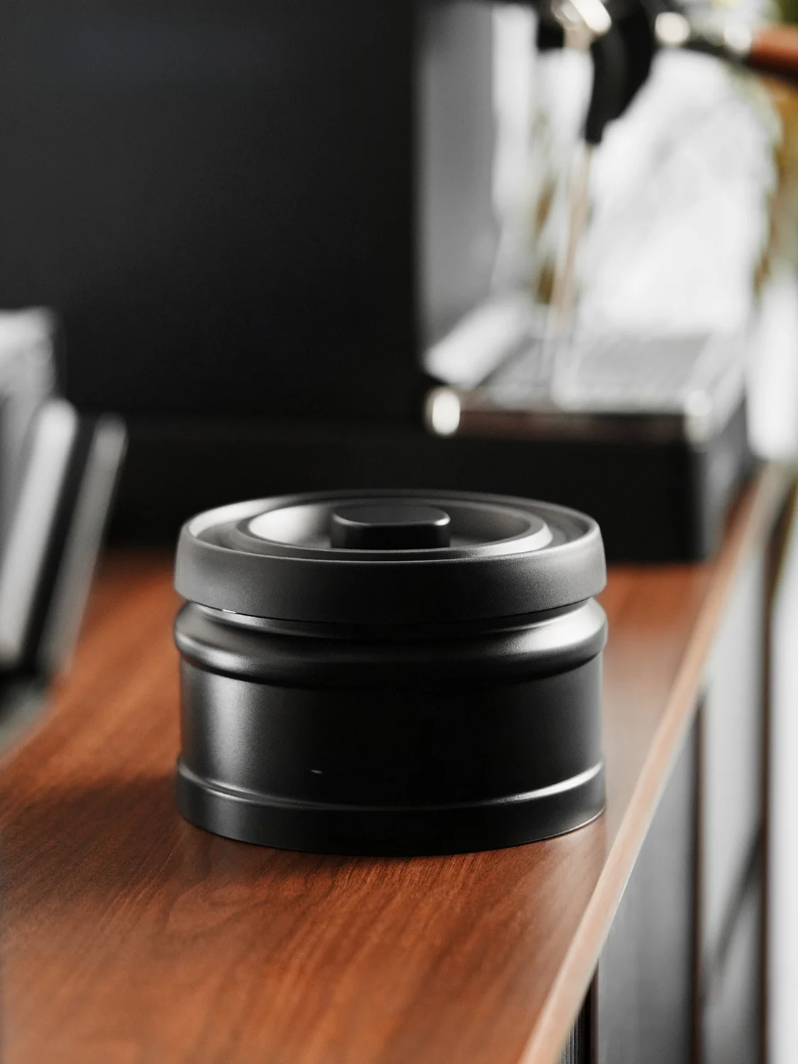 

MHW3BOMBER Vacuum Sealed Coffee Bean Storage Canister Tea Leaf Nut Storage Jar Airtight Container Pure Color Popular Element