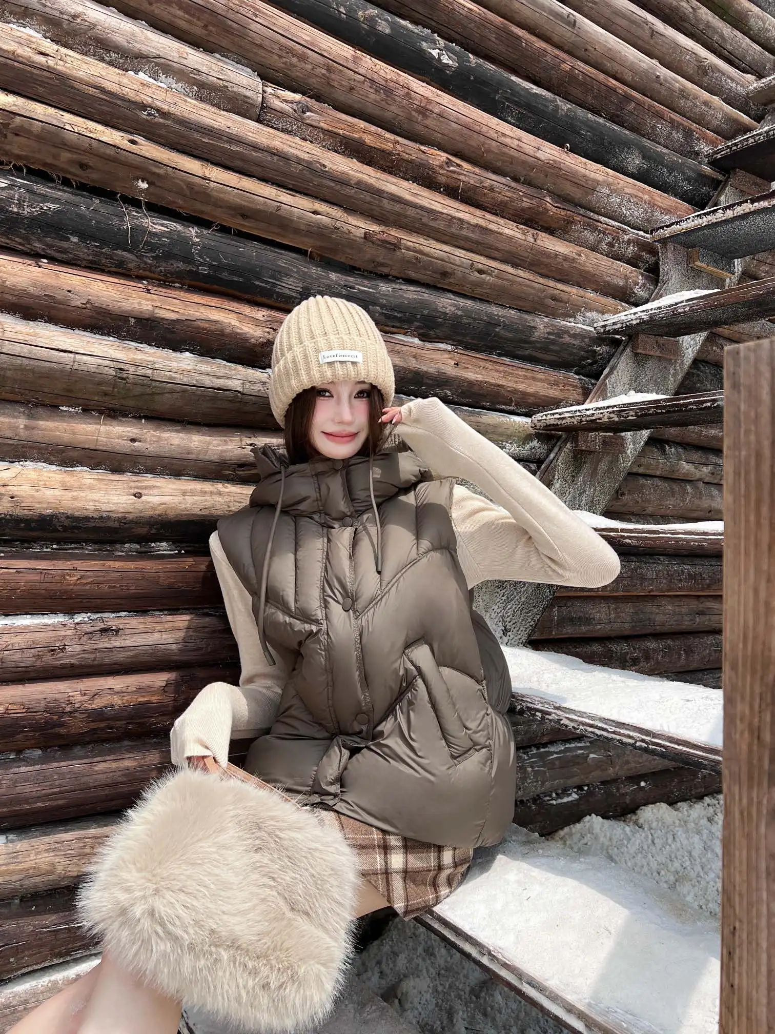 Max Nylon Women's Winter 90 Goose Down Hooded Coats and Jackets Sleeveless Padded 2024 New Outerwears High Quality Lady Clothing