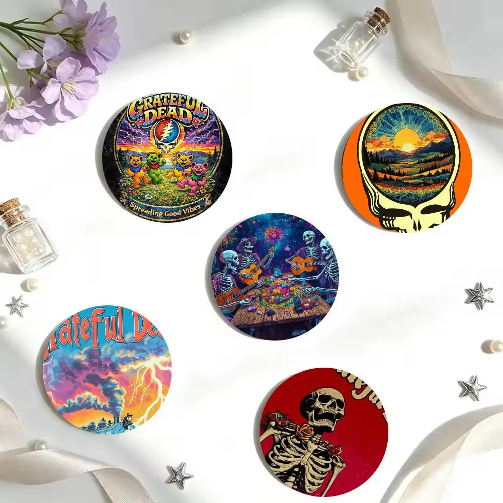Rock B-Band G-Grateful D-Dead 25 32 44 58 75mm Round Badges Brooches Lapel Pins Fashion Accessory Holiday Present Gift