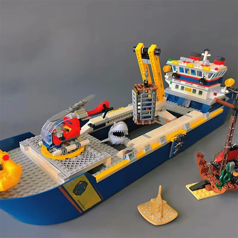 MOC Deep Sea Exploration Research Ship, Adventure Ship, Building Block Model Toy, Ocean Ship Model Building Block Birthday Gift view 5