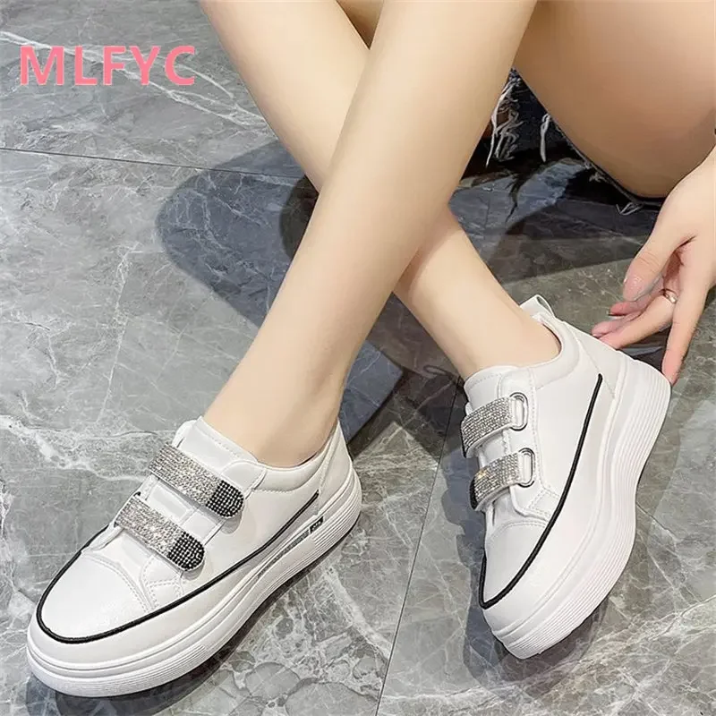 White shoes 2023 Autumn women\'s shoes New thick soled ladies shoes female flat shoes Casual shoes Sneakers