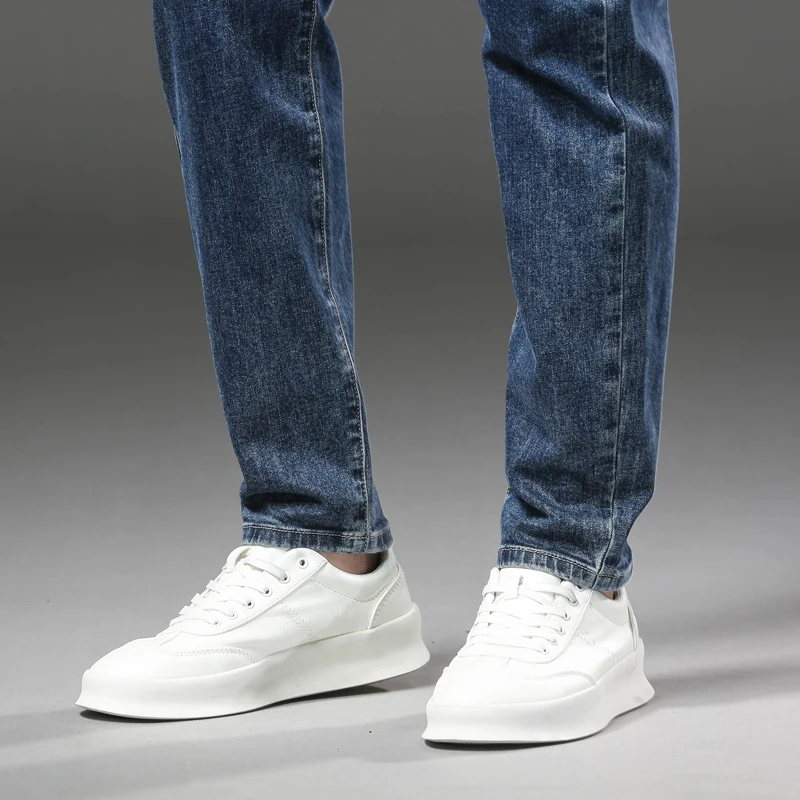 Осень 2024, новые мужские эластичные джинсы, модные корейские тонкие прямые джинсовые брюки, высококачественные деловые повседневные молодежные брюки