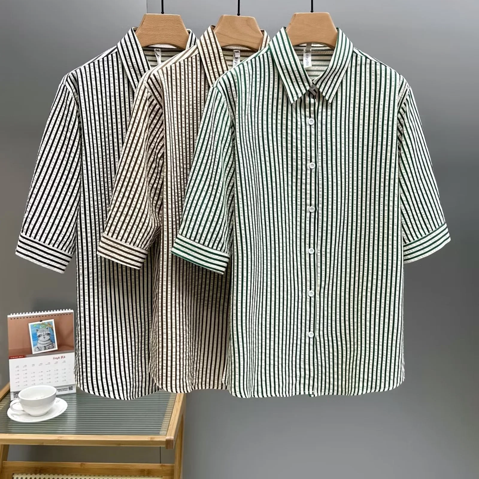 

Summer Slim Fit Men's Striped Short Sleeve Shirt Trendy Thin Casual Shirt Youth Popular Standard Edition No Iron Treatment