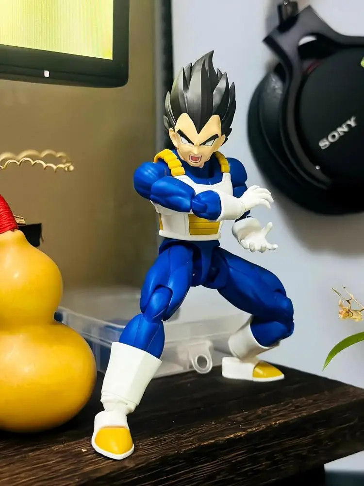 New Bandai Dragon Ball Z Figure-Rise Standard Vegeta Pvc Assembled Anime Action Figure Standard Vegeta Model Kit Collectible Toy