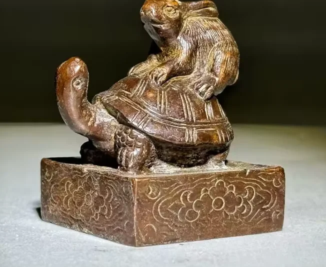 Antique Square Sanskrit Seal Longevity Tortoise Rabbit Copper Seal Decorative Ornament for Home Protection Wealth Accumulation