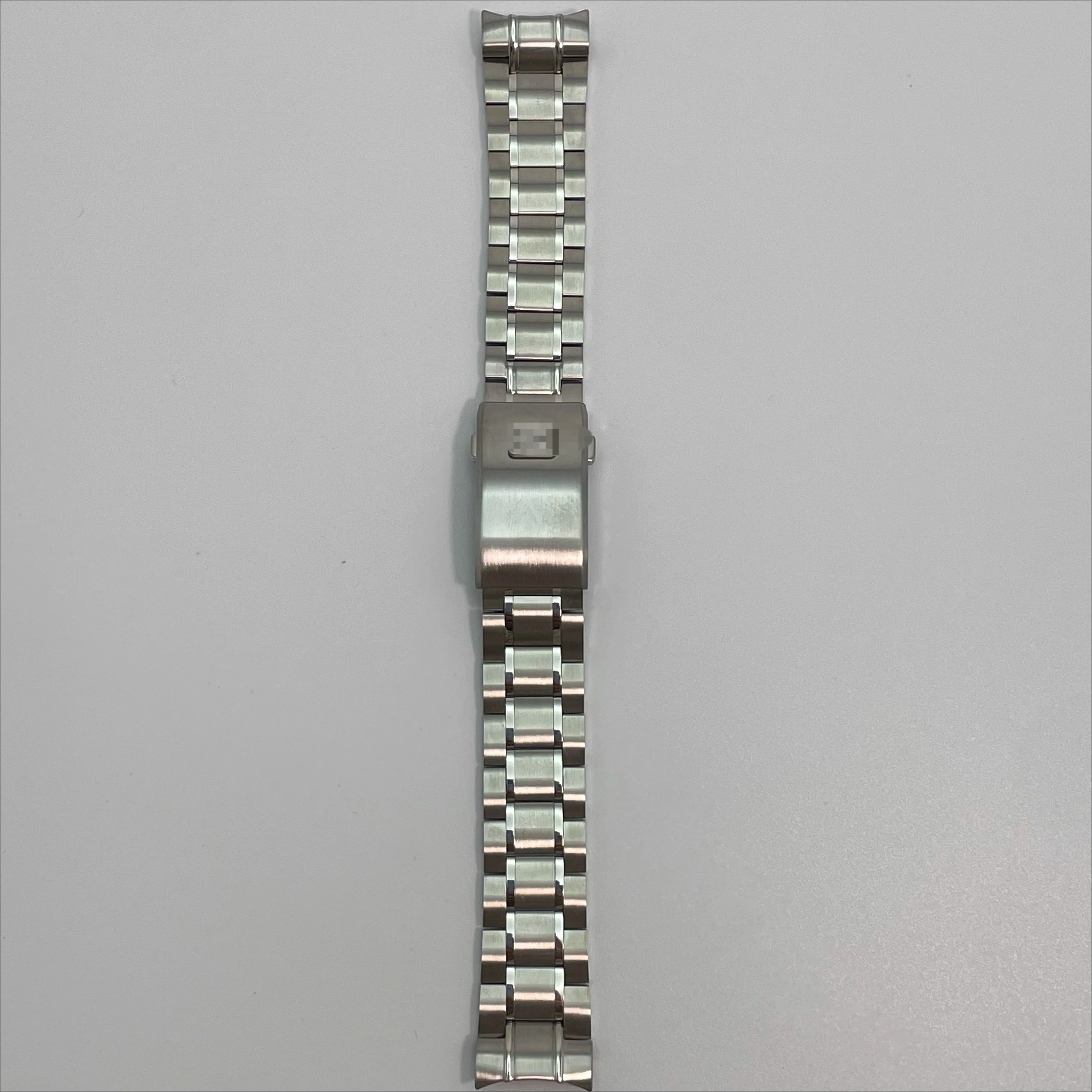 

Подходит для того же кольца G S Tai Chi, корпус из нержавеющей стали, подходит для механизма NH34 NH35, наконечники 20 мм.