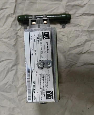

Accessories for 3AH 3AK 3AE Undervoltage Release 110 V DC Including Varistor 3AX1103-2E
