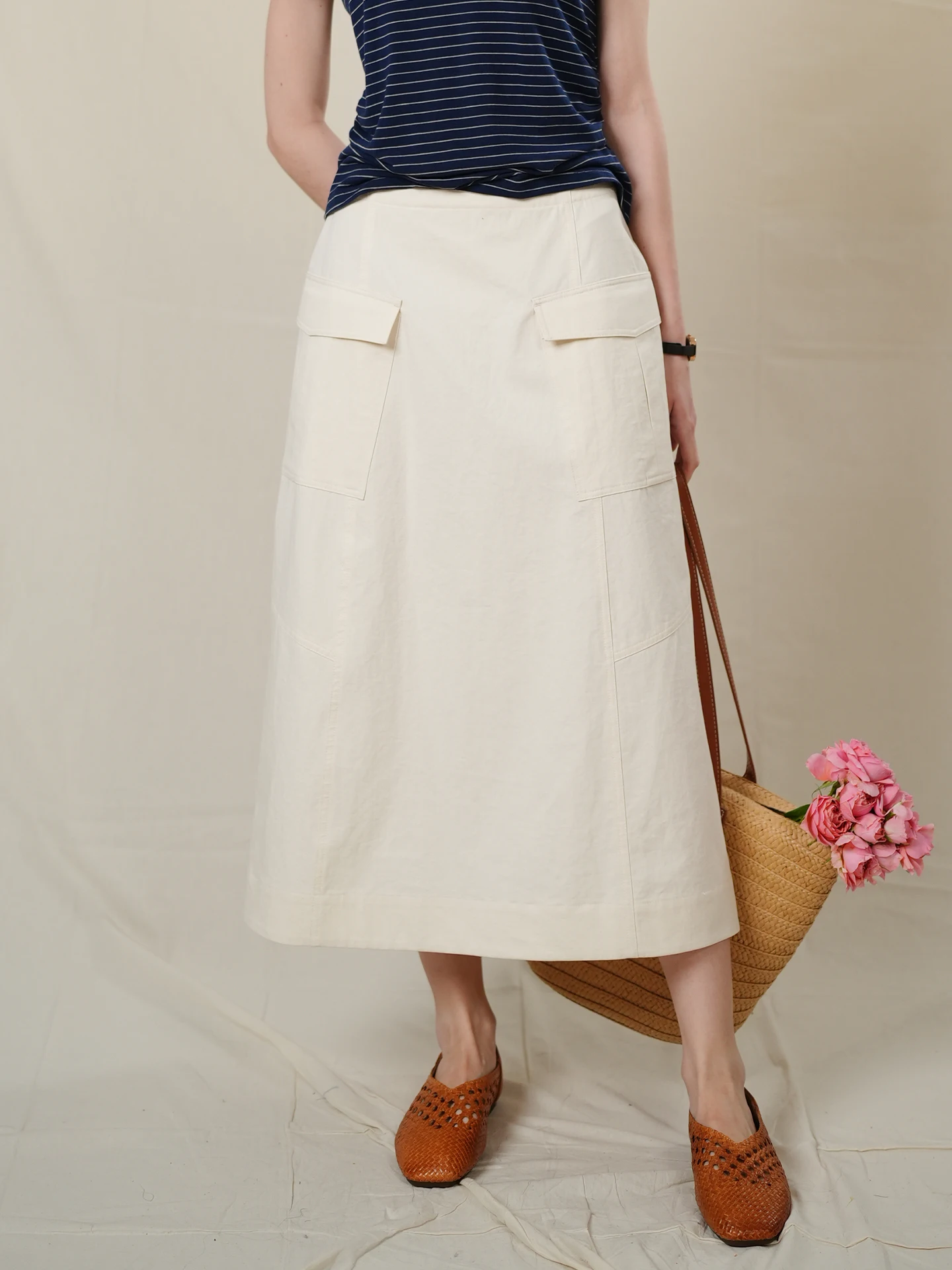 

Marchnoon Mid-Length A-Line Skirt with Pocket in Cotton Blend for Women Vintage Style Pouch Half Body Skirts Casual Wear