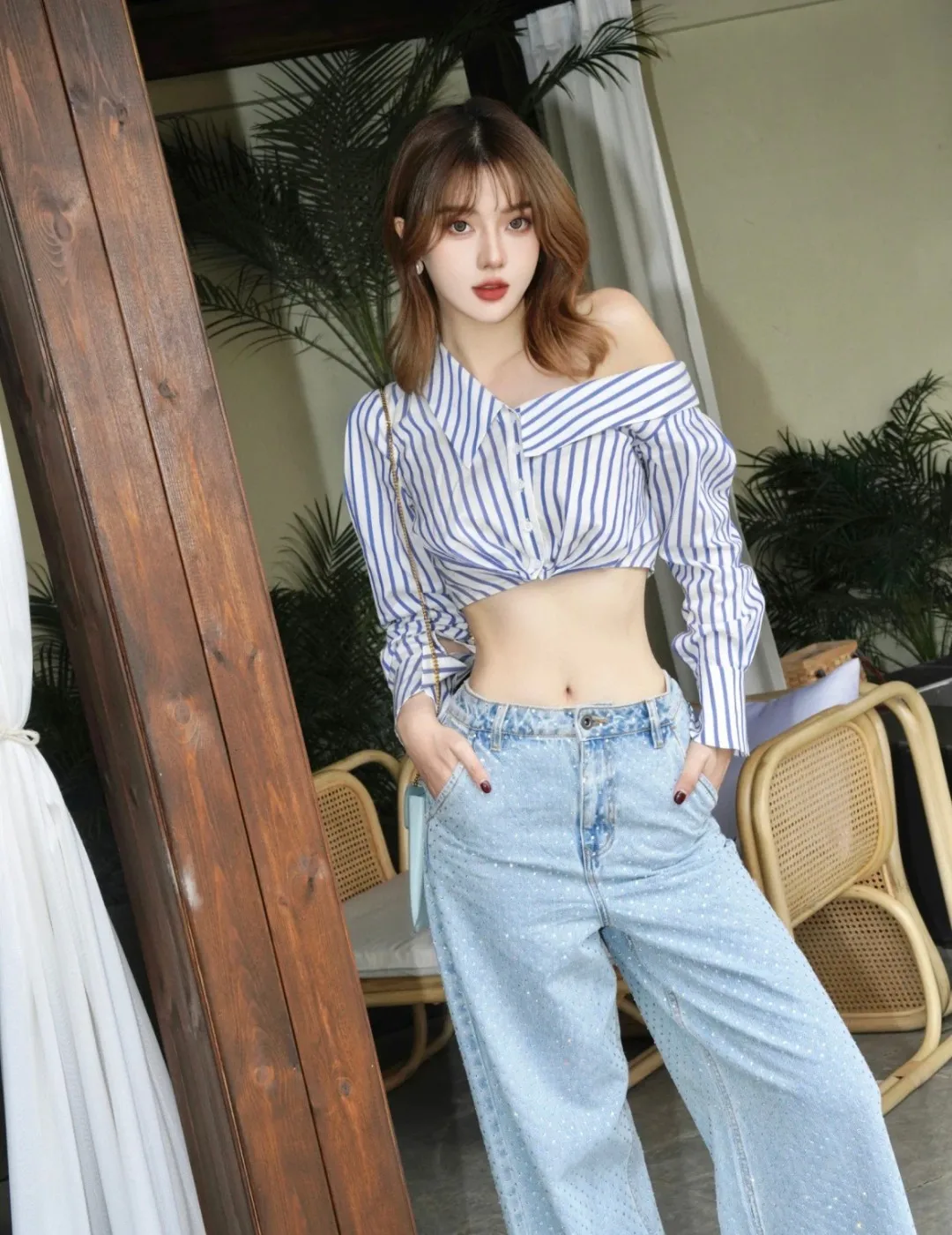 

2024 Spring/Summer New Women's Wear Starry Sky Hot Drilling Light Denim Cotton Blue Jeans 0330