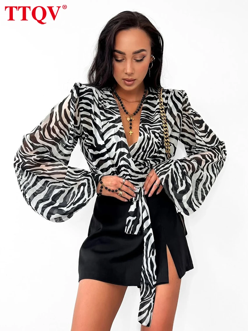 

TTQV Fashion Loose Stripe Print Women Shirt 2026 Sexy V-Neck Long Sleeve Lady Shirts Elegant Classic Lace-Up Top Female Clothing