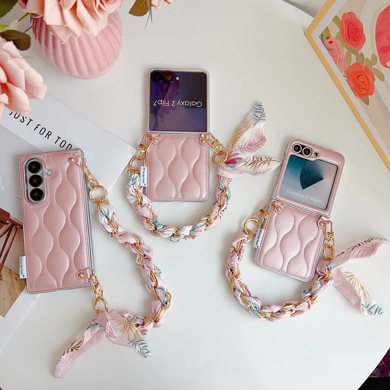 

Роскошный чехол для телефона с розовым волнистым узором для Samsung Galaxy Z Flip 7 6 5 Z Flip6 ZFlip7, чехол с цепочкой, милый пуховик, фуражка