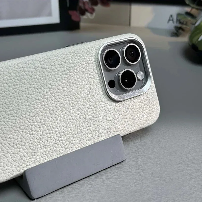ليتشي الملمس حلقة كاميرا معدنية MagSafe حافظة هاتف مغناطيسية آيفون 16/15/14/13 برو ماكس شحن لاسلكي غطاء مقاوم للصدمات