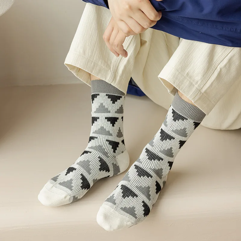 

Men'S Socks Business Casual Cotton Socks Geometric Pattern Black White Color Stockings For Men Skin-Friendly Versatile Stocking