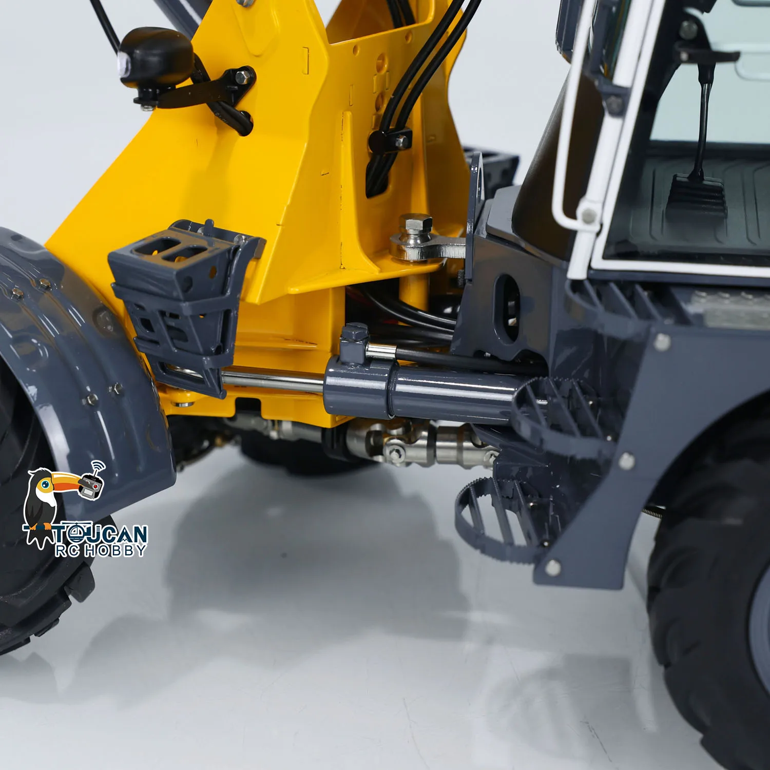 Nieuwe LESU AT1050 1:14 RC Hydraulische Vorkwagen Metalen Telescopische Arm TOUCAN DIY Geschilderd Afgewerkt Loader Auto Licht Geluid Model Speelgoed