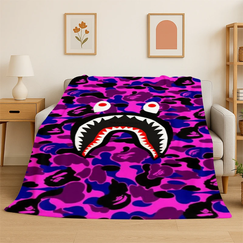 Cobertor de Flanela Macio com Estampa B-BAPE, Cobertor Quente e Confortável para Cama, Sofá, Quarto, Sala de Estar, Viagem, Camping, Presente