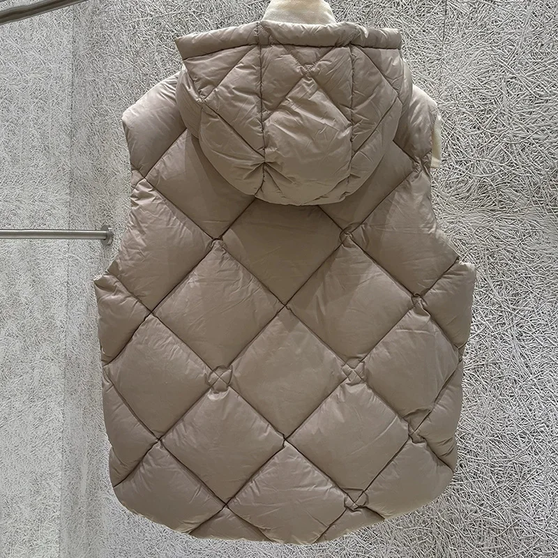 Schinteon Women White Duck Down Vest with Hood Casual Sleeveless Jacket Solid Color Argyle Autumn Winter Top Gielt 2026 New