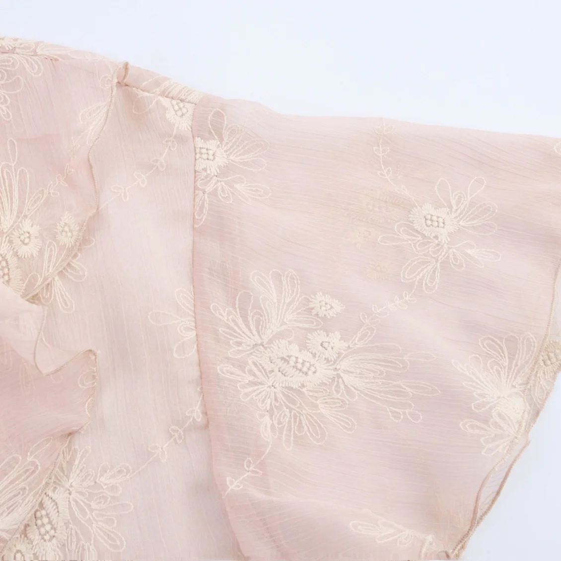 Blusa Decorativa en Capas con Bordado de Moda para Mujer JNLEAOG, Primavera 2025, Poliéster, Cuello en V, Manga Corta, Ajuste...