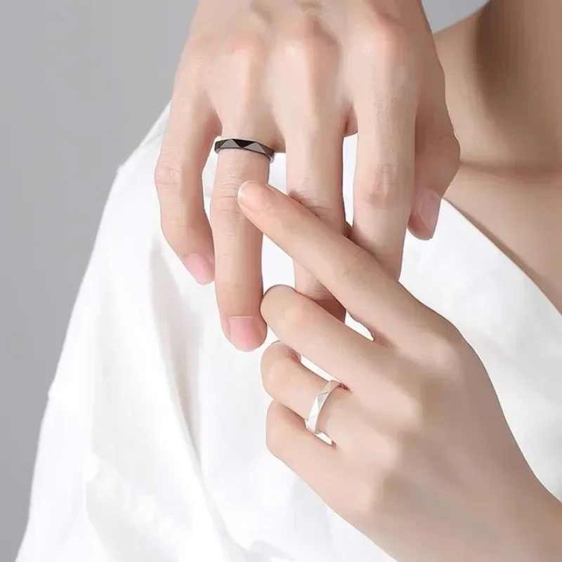 1Pair Black White Lozenge Couple Rings Open Ring for Women Men Adjustable Finger Rings Romantic Lovers Anniversary Jewelry Gift