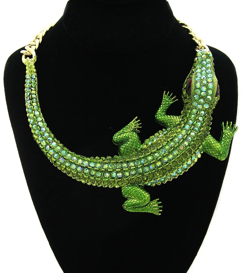 

Fashion Halloween Ornaments Retro Crocodile Style Diamond-Encrusted Women's Clavicle Chain Necklace