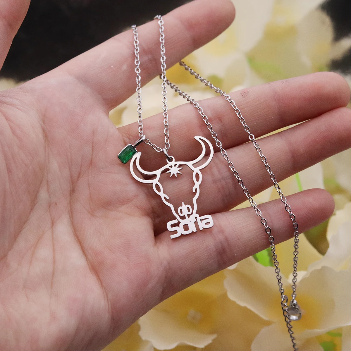 

Ожерелье Chandler Punk с индивидуальной гравировкой в виде быка Тельца, серебряное с зеленым цирконом, в западном ковбойском стиле, унисекс