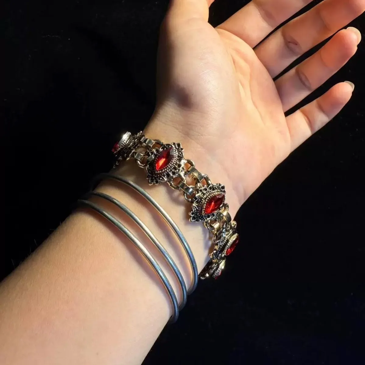 Gothic Subculture Dark Ruby Bracelet Palace Gorgeous Retro Jewelry Personalized Accessories for Men and Women