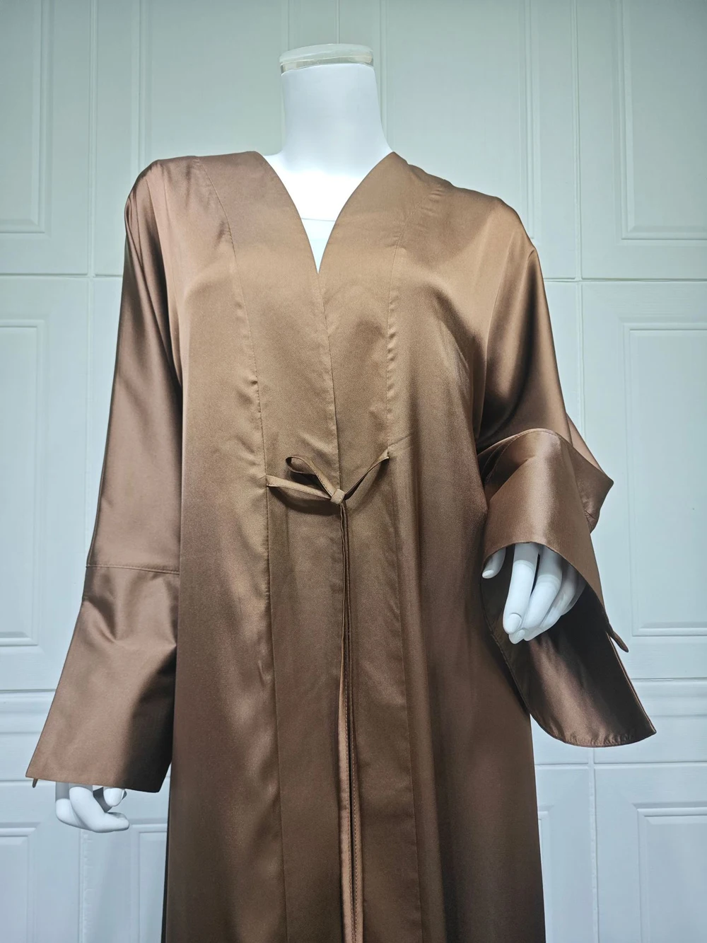저렴한 갈색기도 케이프 오픈 프론트 Abaya 휴가 솔리드 이슬람 패션 긴 Eid 드레스 여성을위한 우아한 아랍 여름 의류