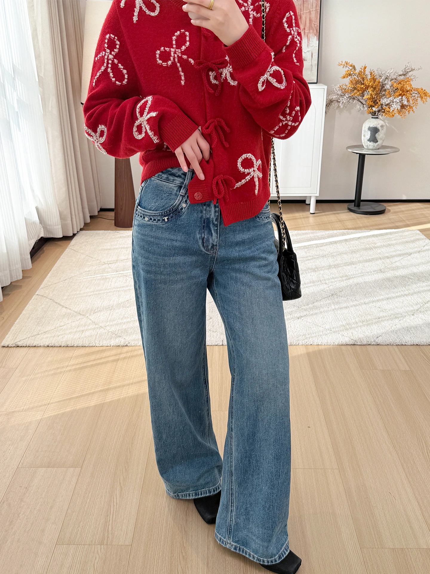 

Джинсы женские с высокой талией, прямые, с эффектом стройности, винтажные, с блестящими стразами, широкие, длиной в пол, мягкие, светло-голубые...