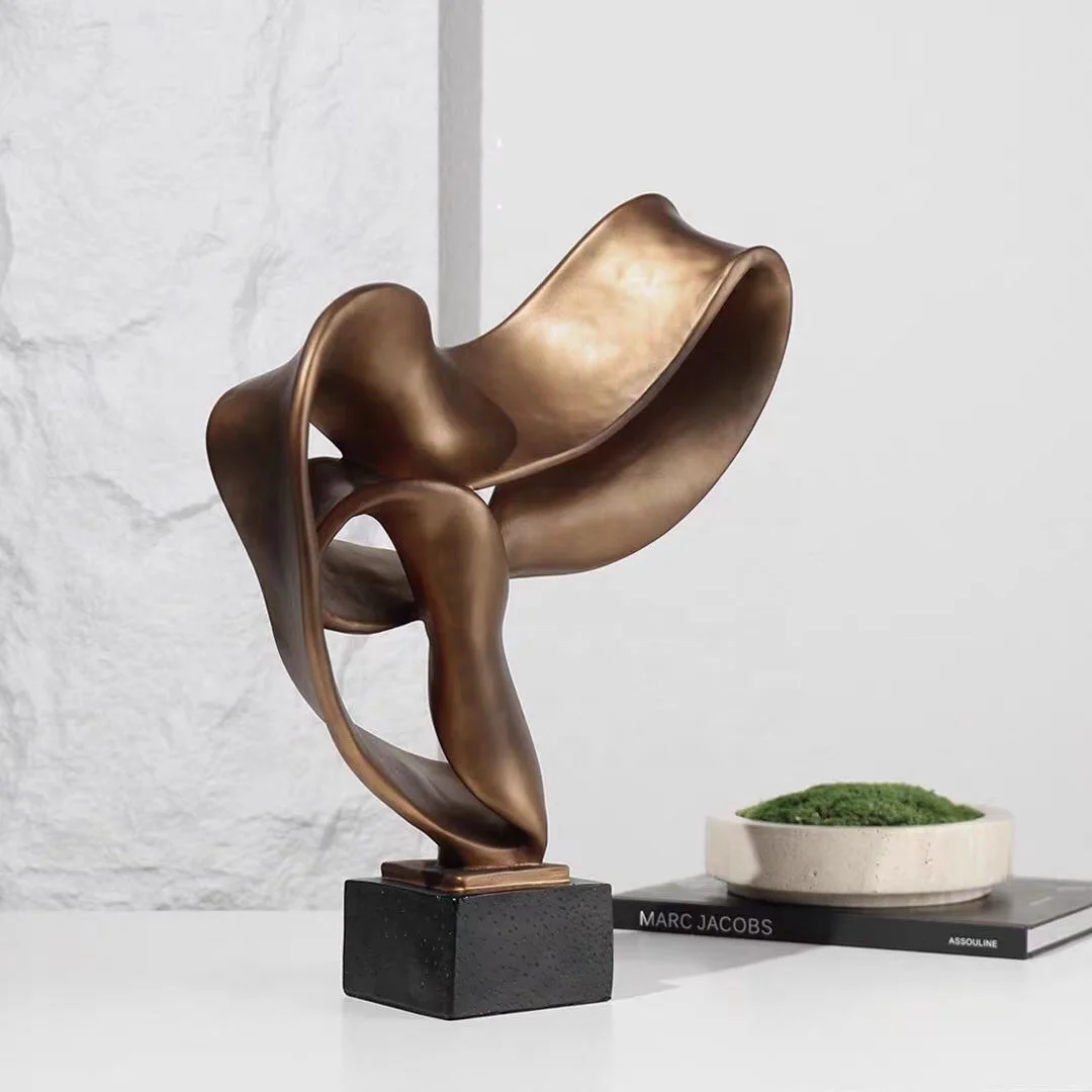 

Уникальная скульптура из смолы, современный деревенский дизайн, абстрактный дом, спальня, гостиная, столешница, выставочный зал, латунная белая скульптура