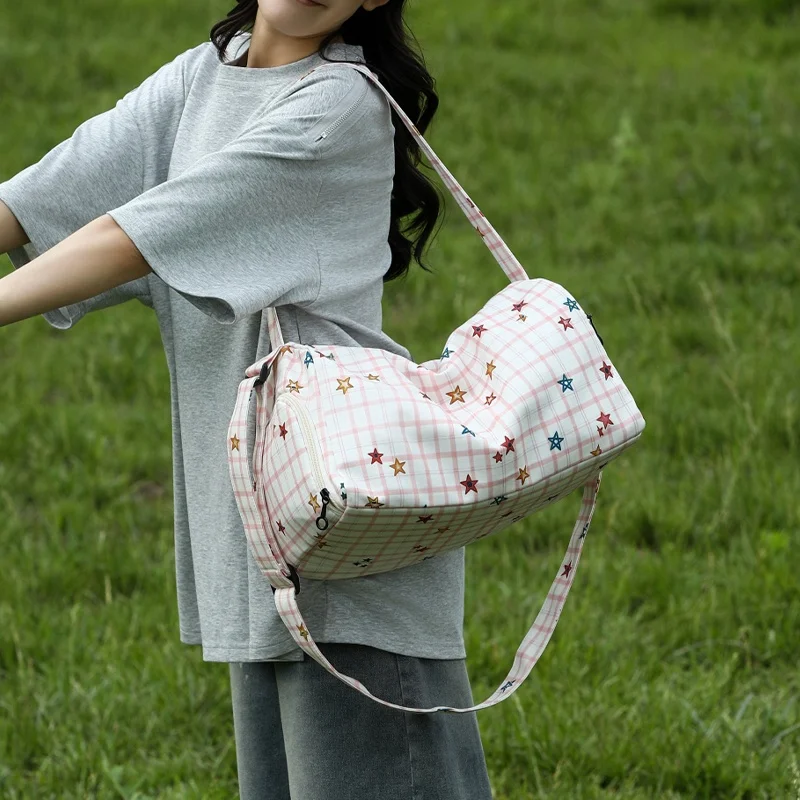 新作フレッシュチェック柄大容量カジュアルトラベルバッグ女性用収納バッグ短期出張用乾湿分離ラゲッジバッグ
