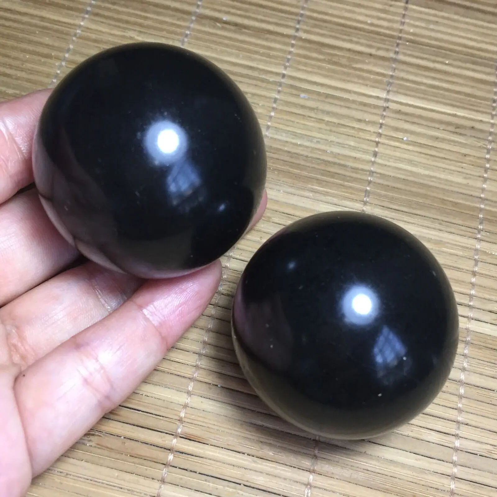 High Quality Natural Beautiful Black Tourmaline Ball Quartz Crystal Healing 1PCS