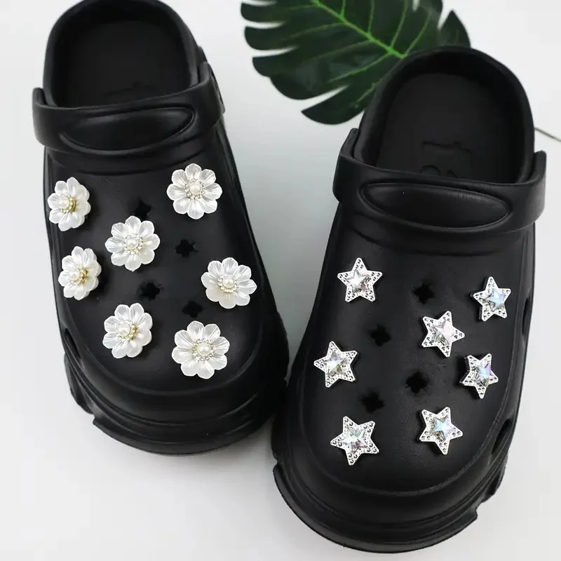 7-Piece Stylish Flower and Star Charms for Clogs Sandals ABS Material Set of Rhinestone Pearl Embellishments Punk Party Gifts