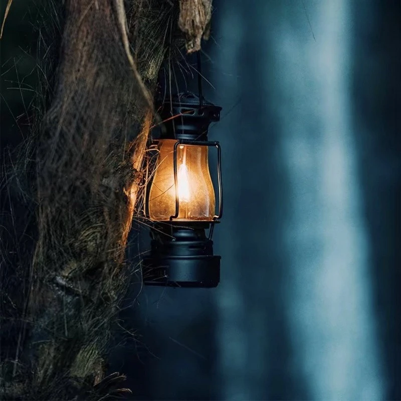 Zewnętrzne przenośne oświetlenie kempingowe vintage, nastrojowe lampy kempingowe vintage, przenośne lampy w kształcie konia.