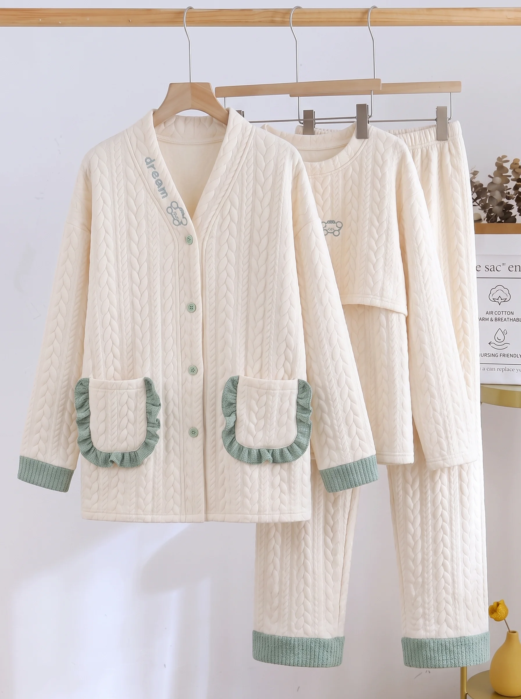 conjunto-de-tres-piezas-de-ropa-de-dormir-de-algodon-transpirable-para-el-posparto-ropa-comoda-para-el-hogar-de-otono-e-invierno-para-madres-lactantes-sin-tirantes-en-el-abdomen