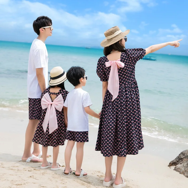 

2026 Summer Family Matching Outfits Floral Print Bow Back Beach Dresses & Shorts Set for Mom Dad Kids Vacation Photoshoot