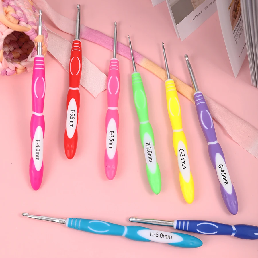1/9pcs Ergonomic Crochet Hook Plastic Handle Aluminum Knitting Needle DIY 2.0-6.0mm Handmade Weave Sweater Needles Sewing Tools