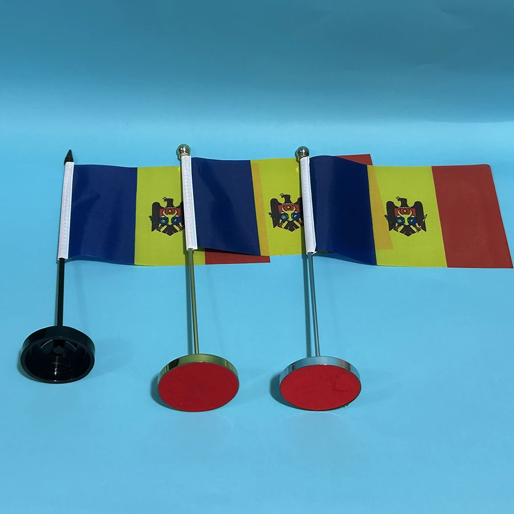 (SKY FLAG)Office Desk Flag Of Moldova flag 14x21cm polyester Moldova National flag Desk Ornaments Flags