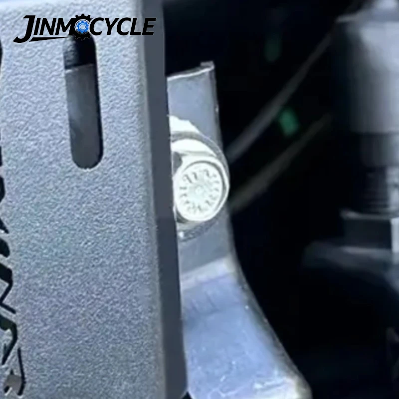 

New For BAJAJ DOMINAR 250/400 ALL YEARS CNC Front Rear Brake Fluid Reservoir Cap Cover Guard Protector Motorcycle Accessories