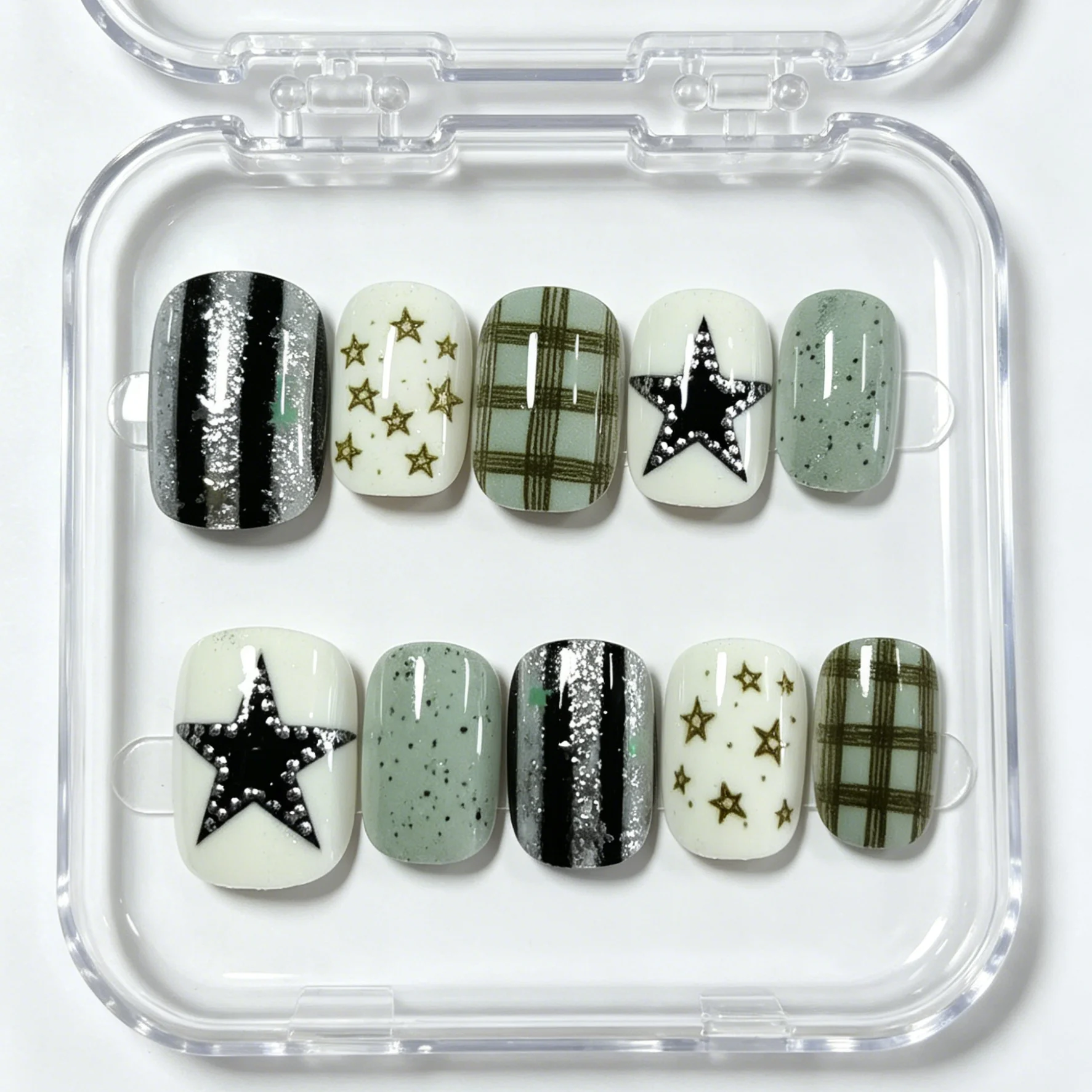 10 Hand Pressed Short Square Nails, Beautiful Fake Nails, Mint Green Checkered Star Sweet and Cool, Suitable for Women to Use