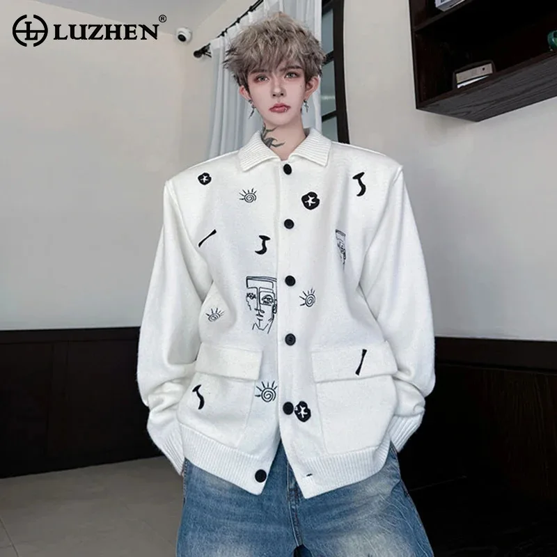 Luzhen moda padrão personalizado bordado solto lapela malha cardigan masculino elegante 2025 novo original camisola de rua jy4426