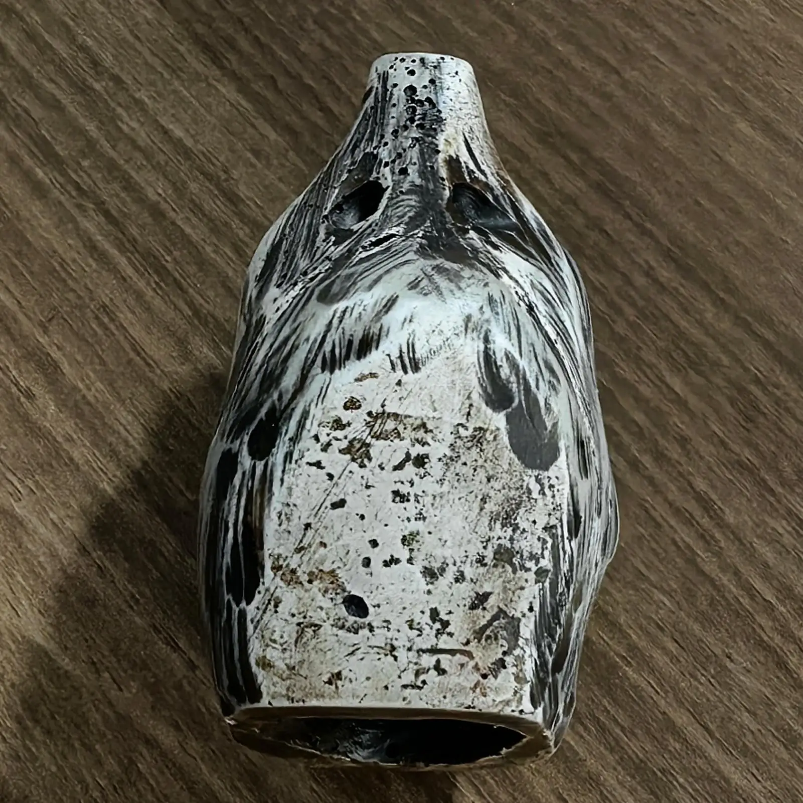 صراخ الموت صافرة الموت مخيف بصوت عال الإنسان صافرة الإنسان مثل الصراخ الرعد صدى من المحاربين القدماء الإنسان الأصيل