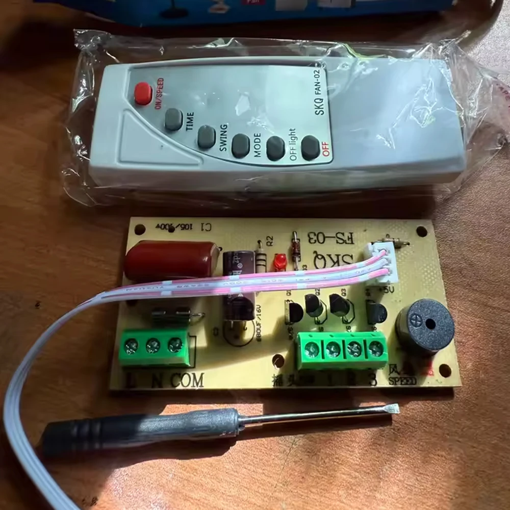 

Universal Fan Remote Control Receiver Board - Replacement Main Control Circuit Board for Fan Repair & Modification