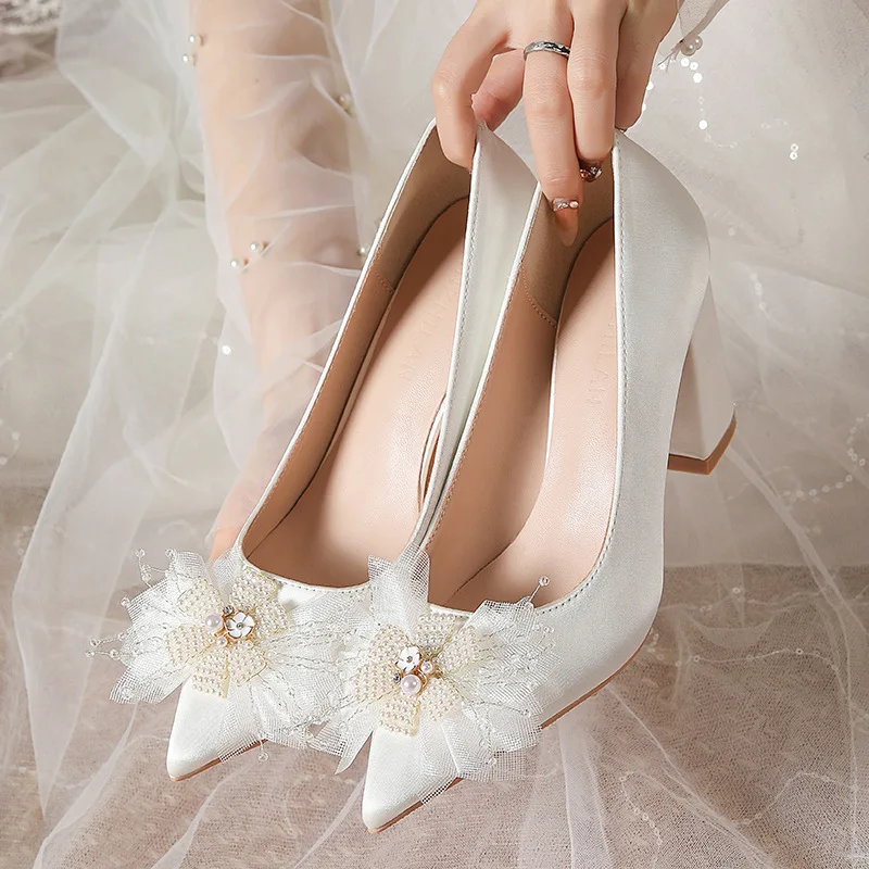 Size 30-44 Point Toe Chunky Heel White Wedding Shoes Bridesmaid Satin Pearls White Shoes For Women